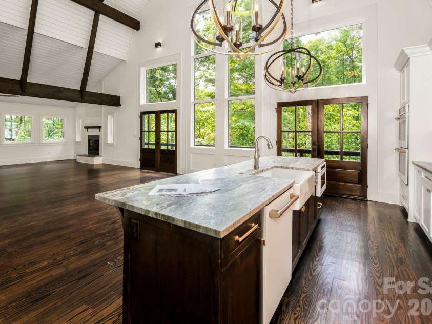 50 Turkey Trot Lane, Burnsville, NC 28714.  MLS# CAR4413794, YatesRealty ID 592. 