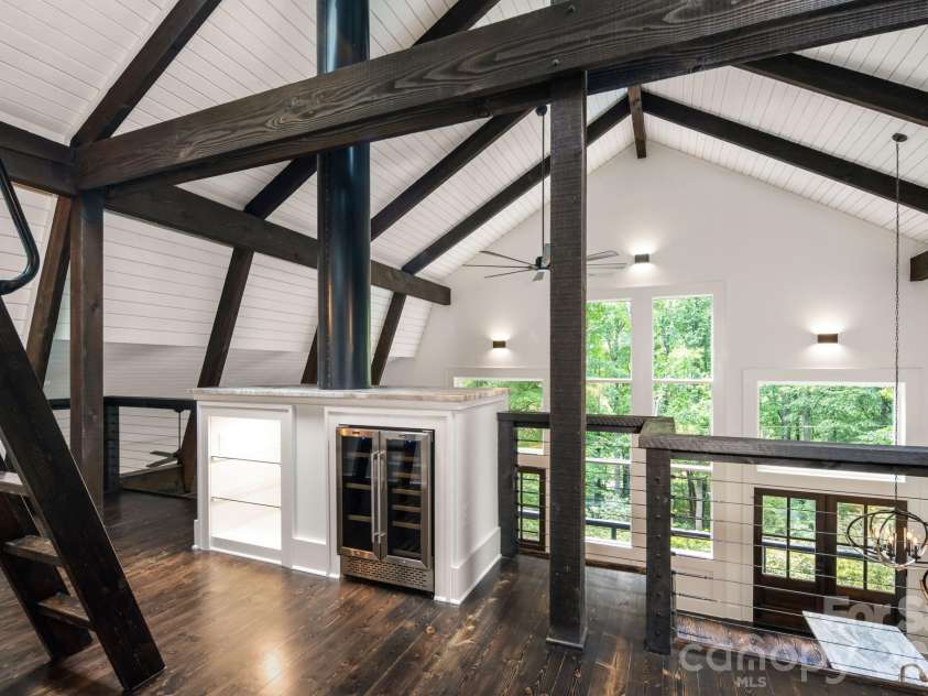50 Turkey Trot Lane, Burnsville, NC 28714.  MLS# CAR4413794, YatesRealty ID 592. 
