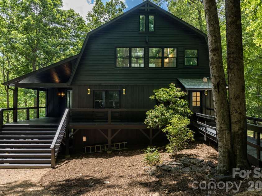50 Turkey Trot Lane, Burnsville, NC 28714.  MLS# CAR4413794, YatesRealty ID 592. 
