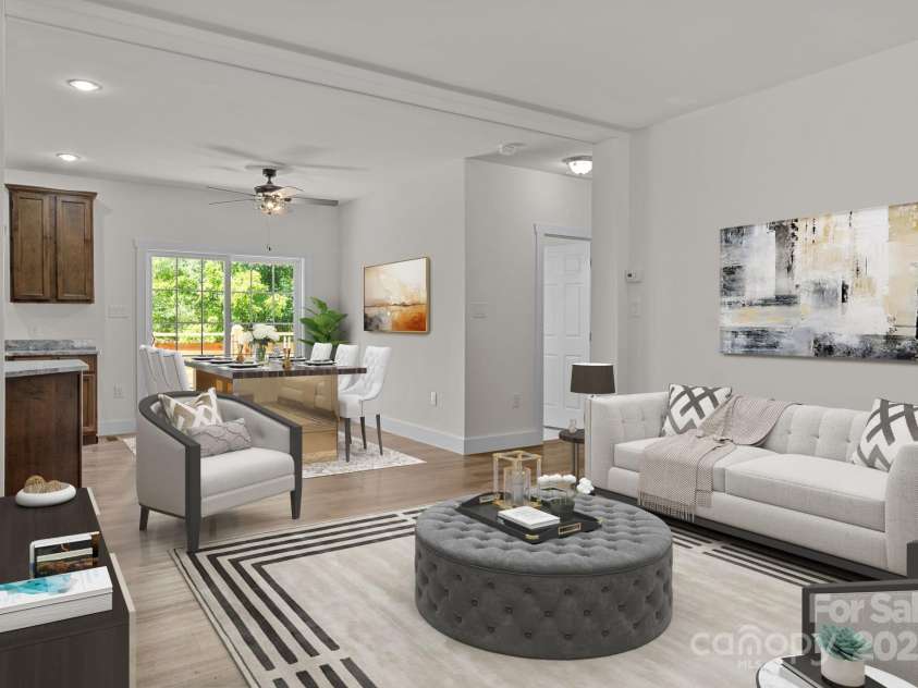 152 Ben Lippen Road, Asheville, NC 28806.  MLS# CAR4159558, YatesRealty ID 5920. Living/Dining Room  without staging