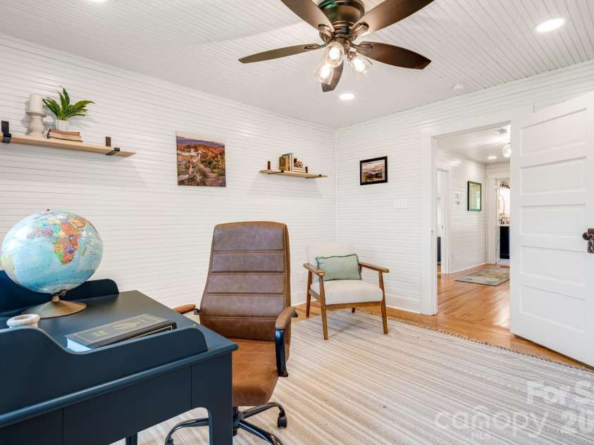 356 Joe Payne Road, Marshall, NC 28753.  MLS# CAR4305814, YatesRealty ID 5920. 