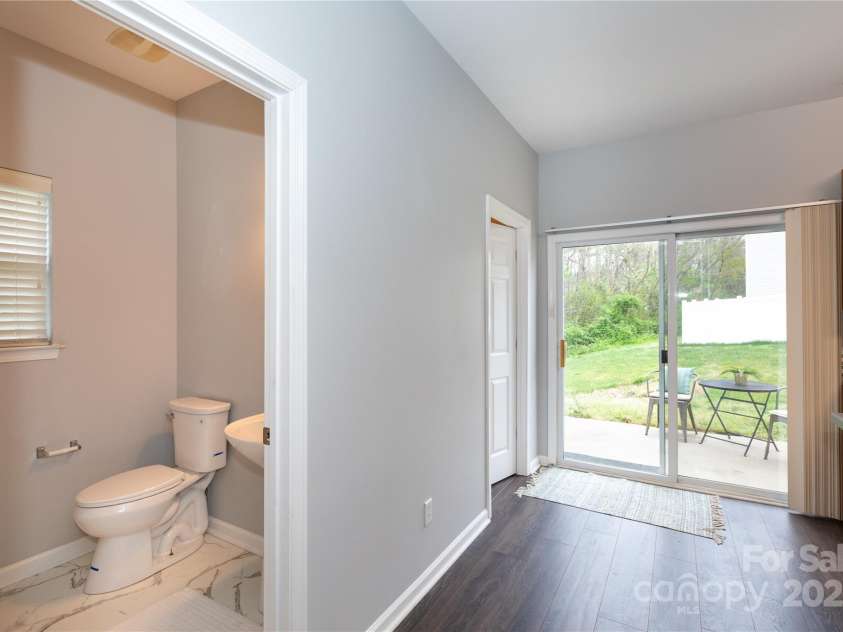 3138 Golden Dale Lane, Charlotte, NC 28262.  MLS# CAR4242587, YatesRealty ID 5921. 