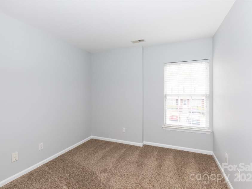 3138 Golden Dale Lane, Charlotte, NC 28262.  MLS# CAR4242587, YatesRealty ID 5921. 