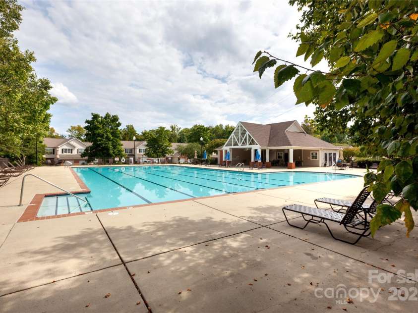 3138 Golden Dale Lane, Charlotte, NC 28262.  MLS# CAR4242587, YatesRealty ID 5921. 