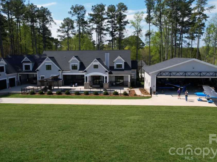 117 Doolittle Lane, Mooresville, NC 28117.  MLS# CAR4351658, YatesRealty ID 5922. 