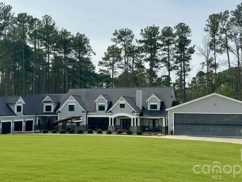 117 Doolittle Lane, Mooresville, NC 28117.  MLS# CAR4351658, YatesRealty ID 5922. 