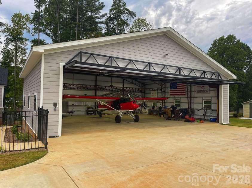 117 Doolittle Lane, Mooresville, NC 28117.  MLS# CAR4351658, YatesRealty ID 5922. 