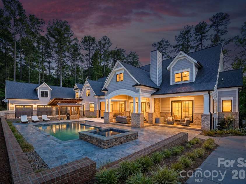 117 Doolittle Lane, Mooresville, NC 28117.  MLS# CAR4390965, YatesRealty ID 5922. 