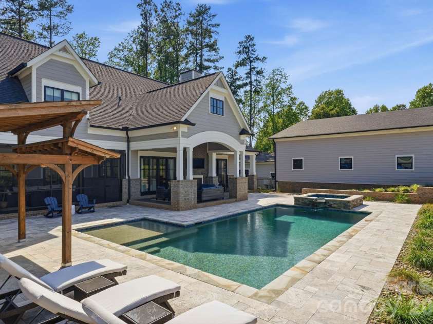 117 Doolittle Lane, Mooresville, NC 28117.  MLS# CAR4390965, YatesRealty ID 5922. 