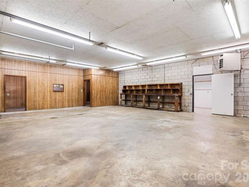2415 Hargette Road, Monroe, NC 28112.  MLS# CAR4437218, YatesRealty ID 59245. 