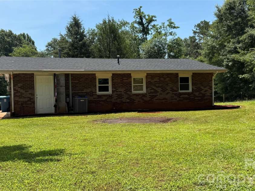 143 Mountain View Street, Forest City, NC 28043.  MLS# CAR4343830, YatesRealty ID 5925. 