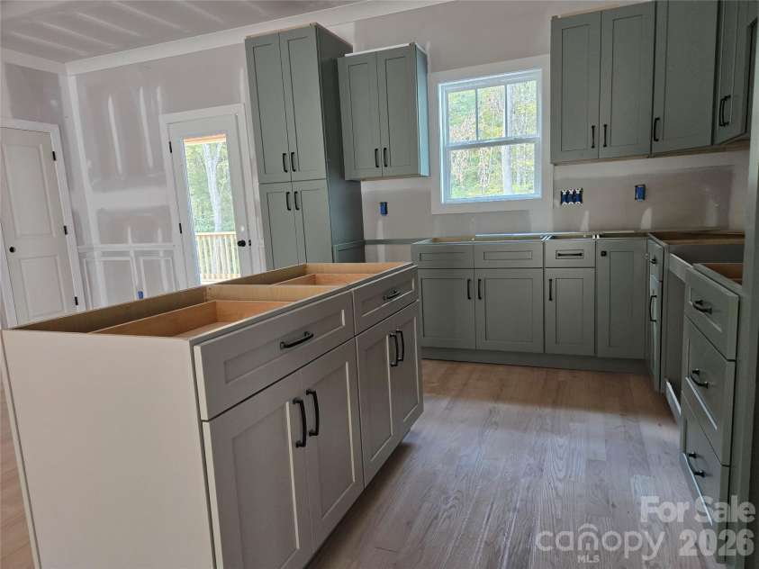 2131 Welcome Arcadia Road, Lexington, NC 27295.  MLS# CAR4439171, YatesRealty ID 59259. 
