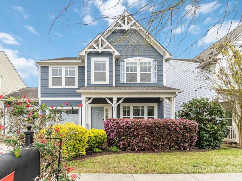 12706 Ballyliffin Drive, Pineville, NC 28134.  MLS# CAR4241869, YatesRealty ID 5927. 