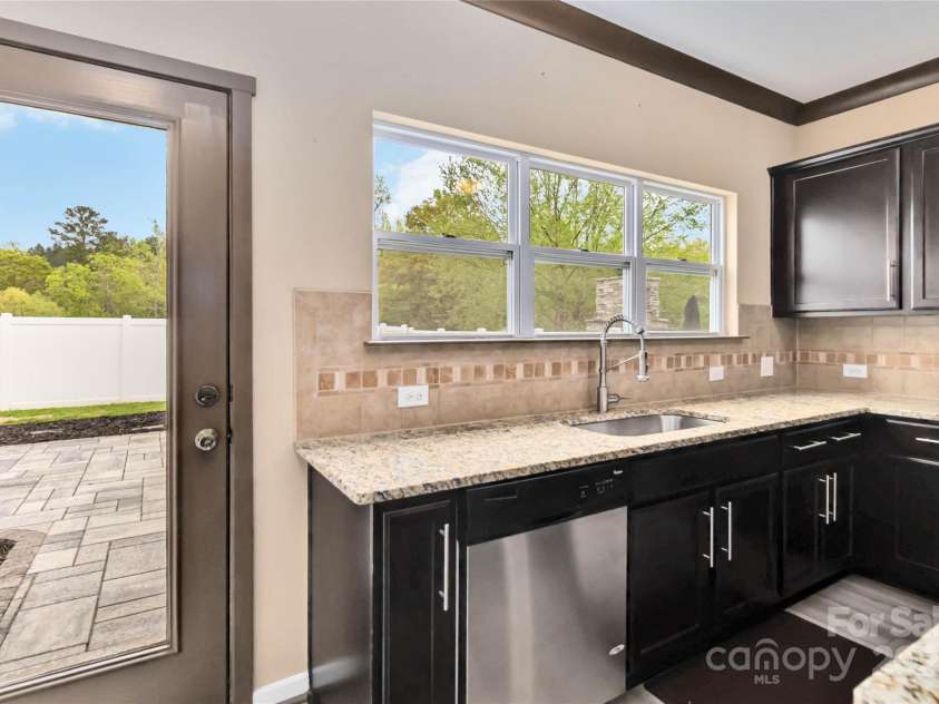 12706 Ballyliffin Drive, Pineville, NC 28134.  MLS# CAR4241869, YatesRealty ID 5927. 