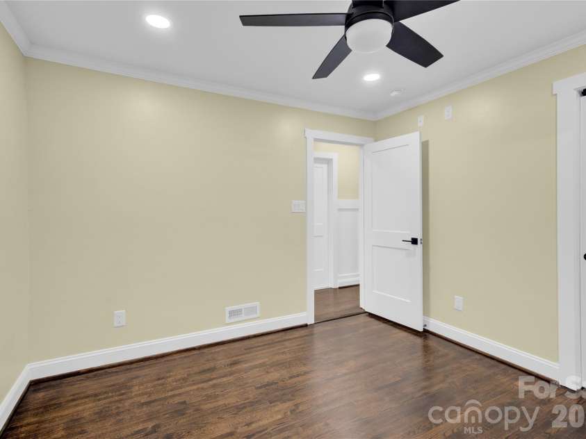 533 Amon Lane, Pineville, NC 28134.  MLS# CAR4439194, YatesRealty ID 59272. 