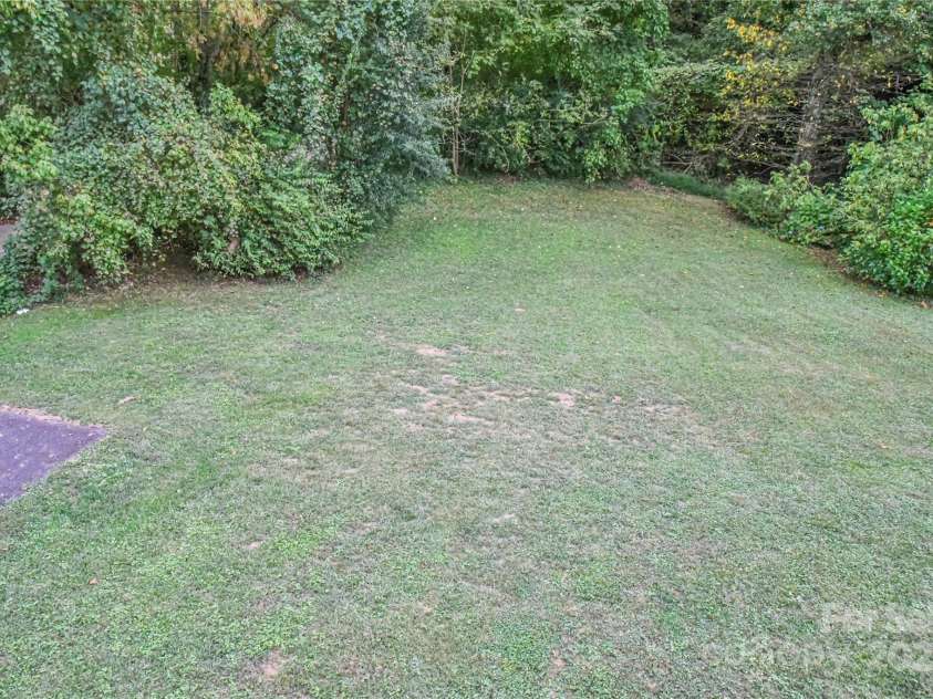 466 Onteora Boulevard, Asheville, NC 28803.  MLS# CAR4317348, YatesRealty ID 593. 