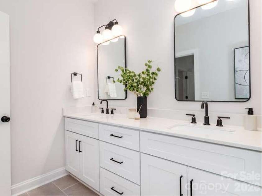 2507 Elon Street, Charlotte, NC 28208.  MLS# CAR4386776, YatesRealty ID 5930. 