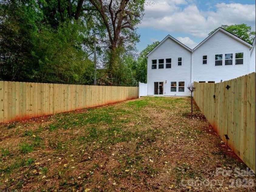 2507 Elon Street, Charlotte, NC 28208.  MLS# CAR4386776, YatesRealty ID 5930. 