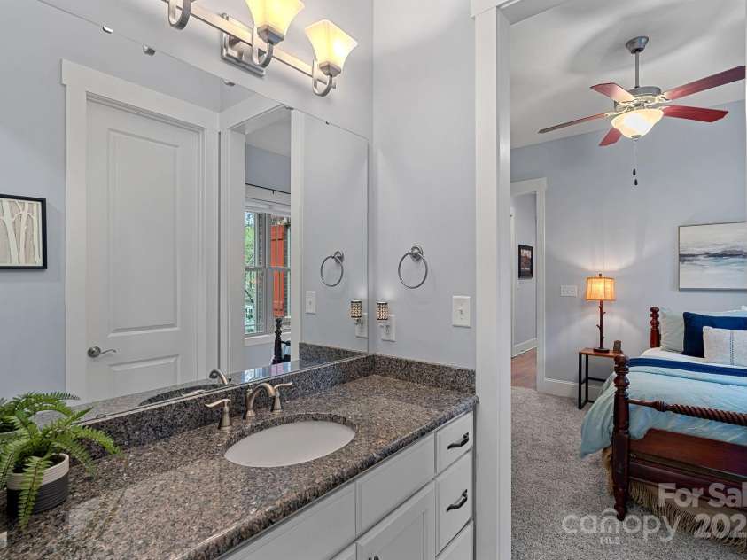 4637 Gold Finch Drive, Denver, NC 28037.  MLS# CAR4243866, YatesRealty ID 5930. Granite countertops in the Jack and Jill bathroom.