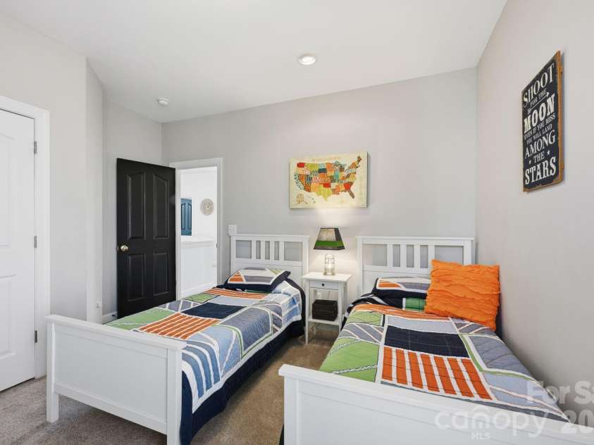 14905 Long Bow Lane, Huntersville, NC 28078.  MLS# CAR4352543, YatesRealty ID 5931. 3rd Bedroom