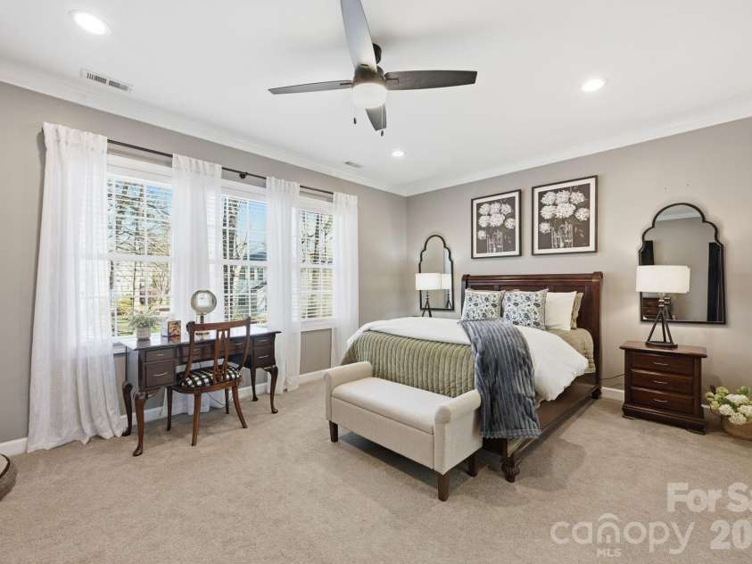 14905 Long Bow Lane, Huntersville, NC 28078.  MLS# CAR4352543, YatesRealty ID 5931. Large Primary Suite