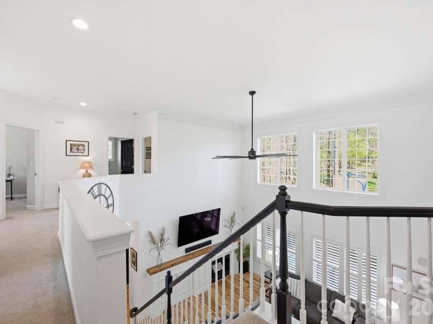 14905 Long Bow Lane, Huntersville, NC 28078.  MLS# CAR4352543, YatesRealty ID 5931. Open to Great Room