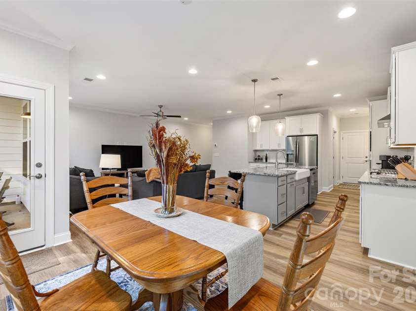 10611 Audubon Ridge Drive, Cornelius, NC 28031.  MLS# CAR4437914, YatesRealty ID 59314. 