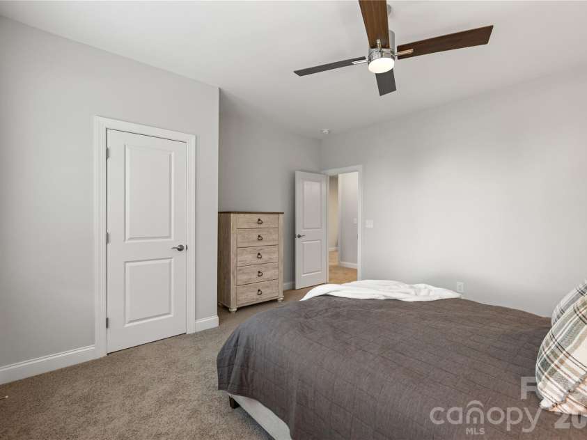 10611 Audubon Ridge Drive, Cornelius, NC 28031.  MLS# CAR4437914, YatesRealty ID 59314. 