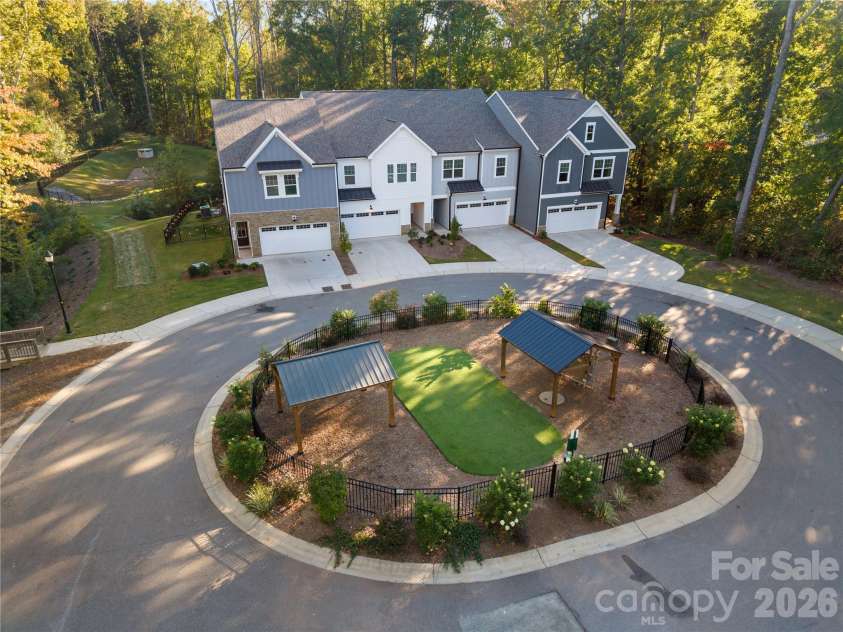 10611 Audubon Ridge Drive, Cornelius, NC 28031.  MLS# CAR4437914, YatesRealty ID 59314. 