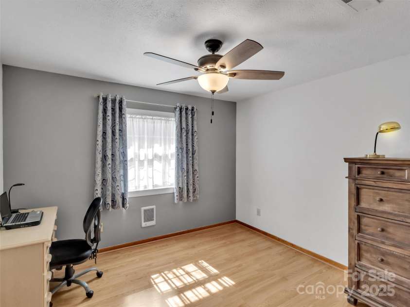 52 Sunflower Lane, Waynesville, NC 28785.  MLS# CAR4225373, YatesRealty ID 5933. 2nd Bedroom