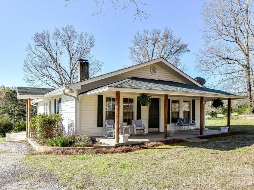 6590 Camp Creek Road, Lancaster, SC 29720.  MLS# CAR4359392, YatesRealty ID 5933. Covered Front and Side Entries