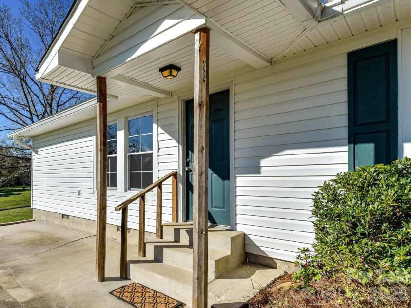 6590 Camp Creek Road, Lancaster, SC 29720.  MLS# CAR4359392, YatesRealty ID 5933. Side Porch