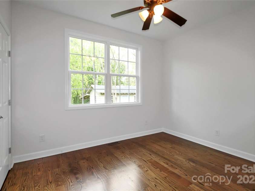 312 Peach Street, Shelby, NC 28150.  MLS# CAR4246712, YatesRealty ID 5934. 