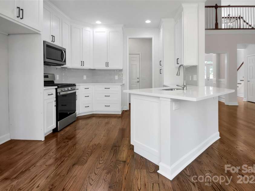 312 Peach Street, Shelby, NC 28150.  MLS# CAR4246712, YatesRealty ID 5934. 