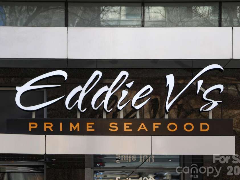 525 Graham Street, Charlotte, NC 28202.  MLS# CAR4341824, YatesRealty ID 5934. Eddie V’s Prime Seafood — fine dining within a short distance