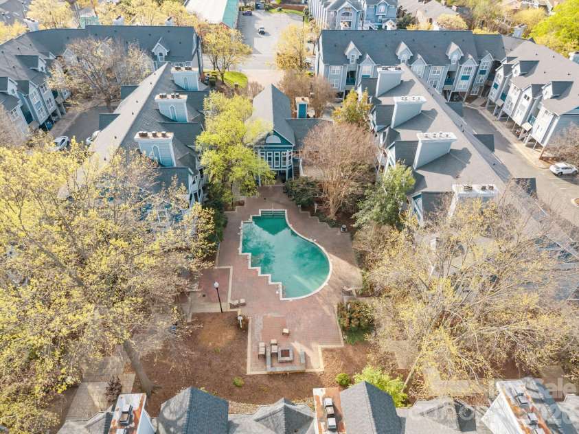 525 Graham Street, Charlotte, NC 28202.  MLS# CAR4402767, YatesRealty ID 5934. 
