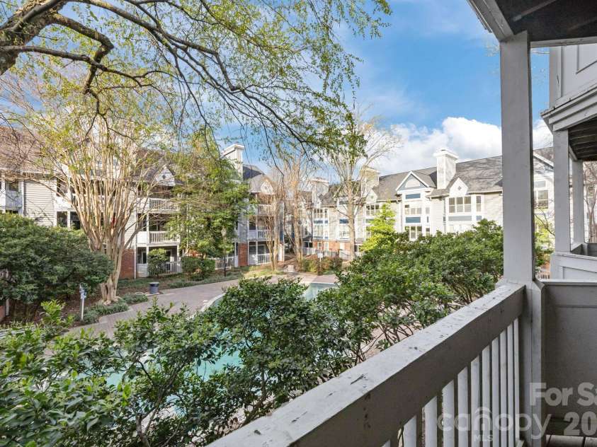 525 Graham Street, Charlotte, NC 28202.  MLS# CAR4402767, YatesRealty ID 5934. 