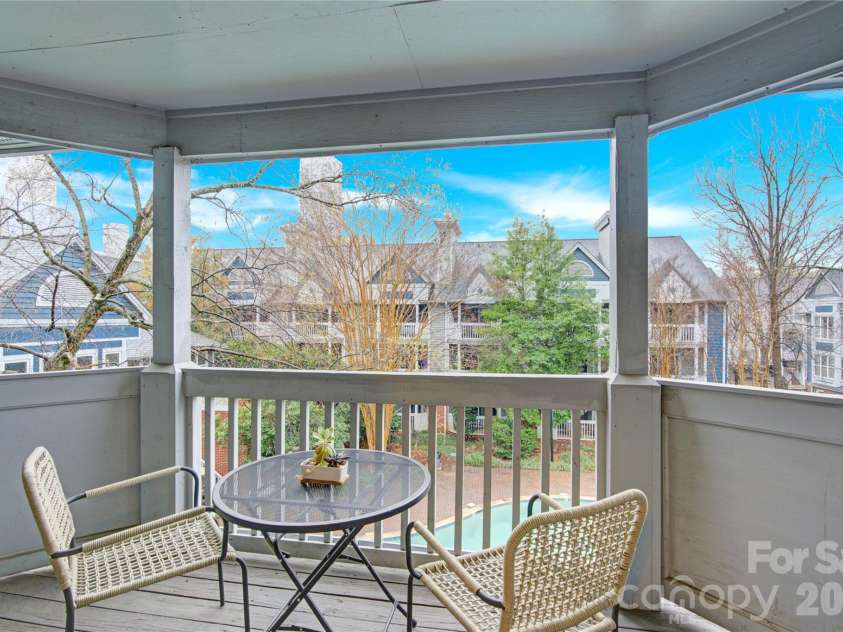 525 Graham Street, Charlotte, NC 28202.  MLS# CAR4418581, YatesRealty ID 5934. 