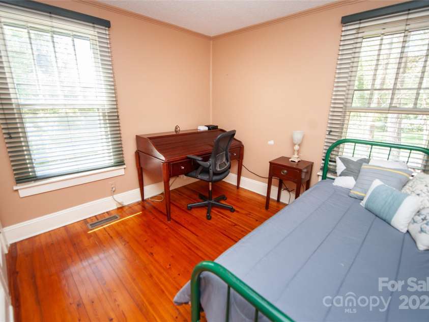 447 & 459 Washington Street, Rutherfordton, NC 28139.  MLS# CAR4306290, YatesRealty ID 5937. Cottage Bedroom 3