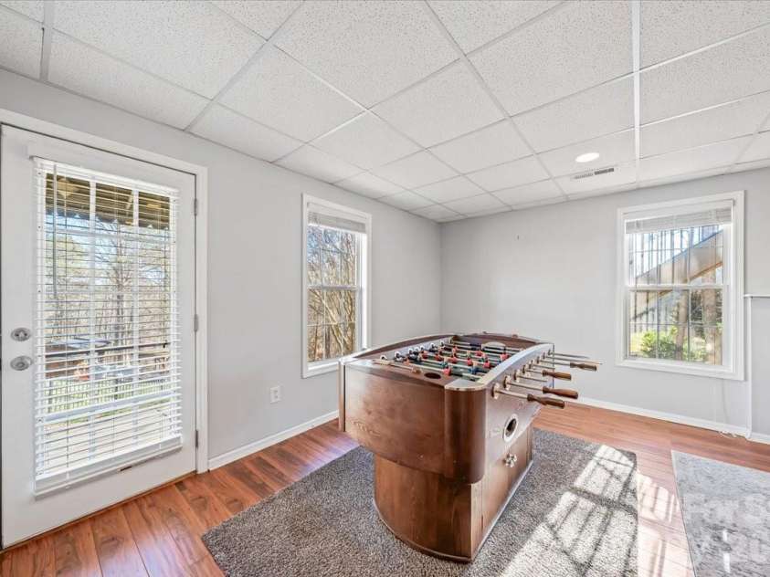 4963 Old River Drive, Hickory, NC 28602.  MLS# CAR4336914, YatesRealty ID 5938. Basement