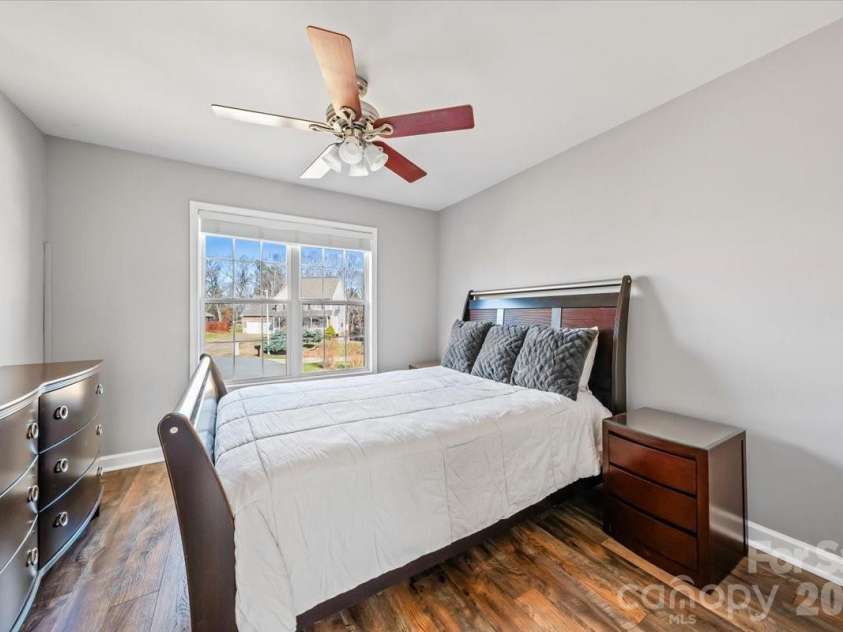 4963 Old River Drive, Hickory, NC 28602.  MLS# CAR4336914, YatesRealty ID 5938. Second Bedroom