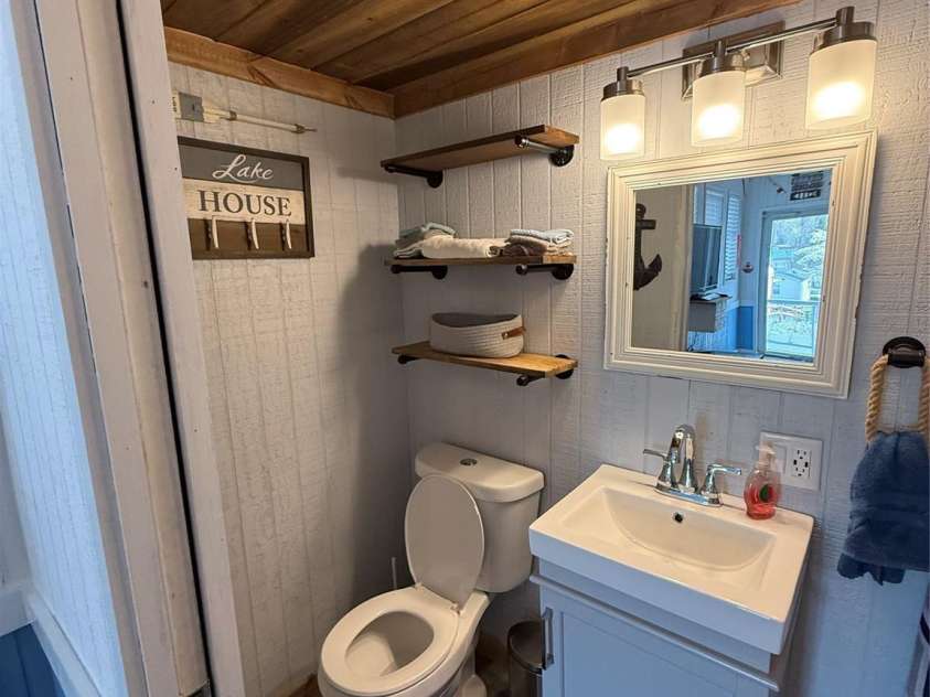 115 Hollywood Trail, Mount Gilead, NC 27306.  MLS# CAR4298548, YatesRealty ID 5939. 