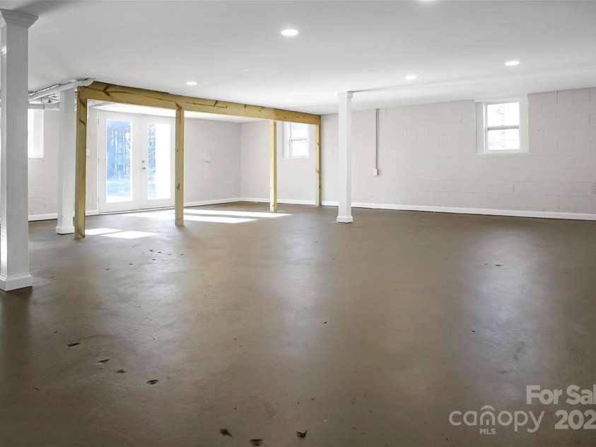 623 Oak Grove Road, Kings Mountain, NC 28086.  MLS# CAR4208822, YatesRealty ID 5939. 