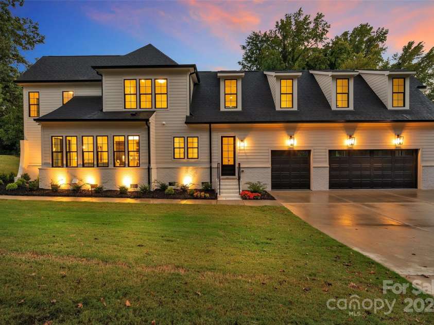 3500 Barclay Downs Drive, Charlotte, NC 28209.  MLS# CAR4177426, YatesRealty ID 594. 