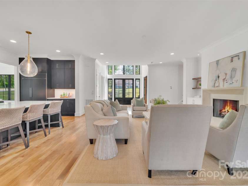 3500 Barclay Downs Drive, Charlotte, NC 28209.  MLS# CAR4177426, YatesRealty ID 594. 