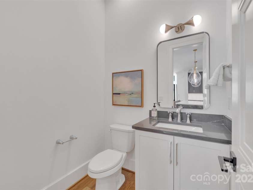 3500 Barclay Downs Drive, Charlotte, NC 28209.  MLS# CAR4177426, YatesRealty ID 594. 