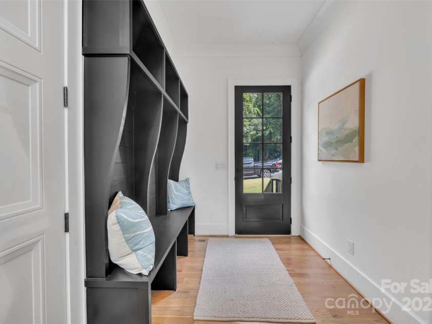 3500 Barclay Downs Drive, Charlotte, NC 28209.  MLS# CAR4177426, YatesRealty ID 594. 