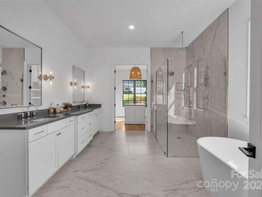 3500 Barclay Downs Drive, Charlotte, NC 28209.  MLS# CAR4177426, YatesRealty ID 594. 