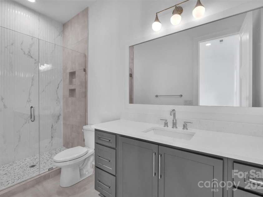 3500 Barclay Downs Drive, Charlotte, NC 28209.  MLS# CAR4177426, YatesRealty ID 594. 