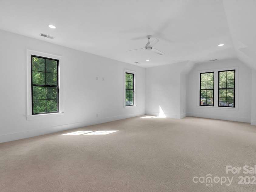 3500 Barclay Downs Drive, Charlotte, NC 28209.  MLS# CAR4177426, YatesRealty ID 594. 